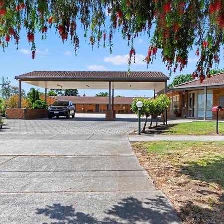 Broadford Sugarloaf Motel エクステリア 写真
